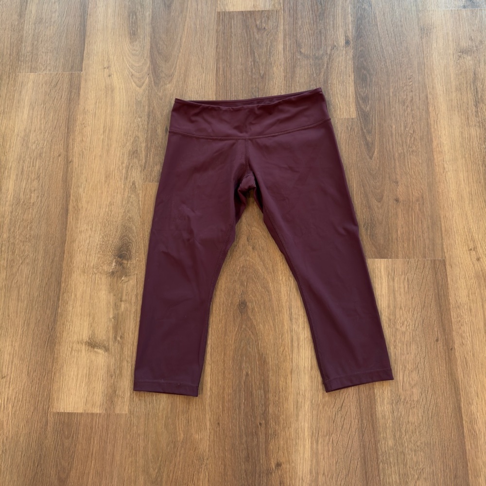 Lululemon Maroon Capri Leggings